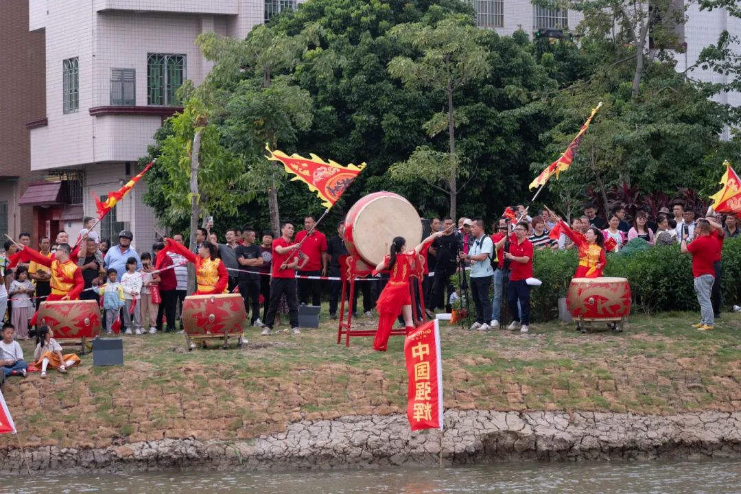 燃動金秋 | 草艇競渡，奪人風采彰顯非遺文化瑰寶之韻(圖5)